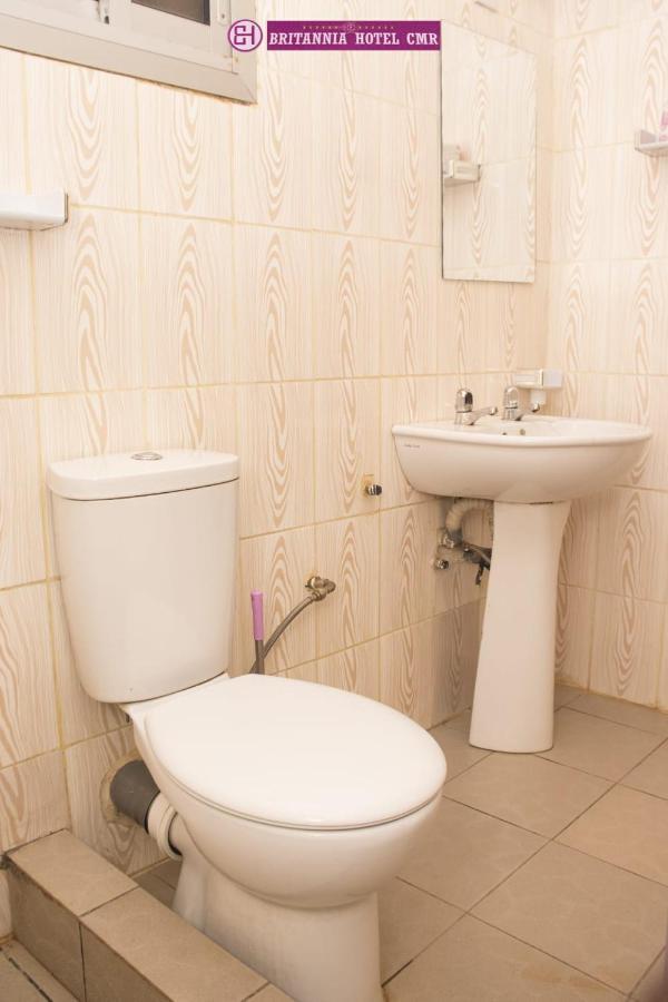 Britannia Hôtel Cmr Yaoundé Extérieur photo