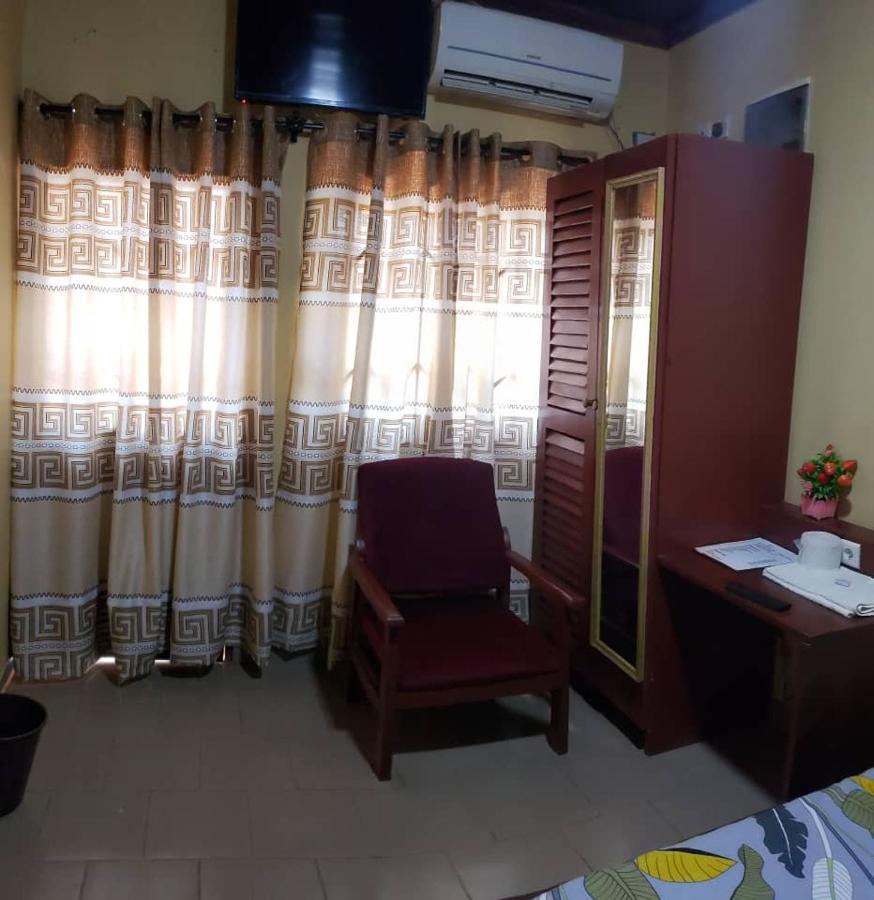 Britannia Hôtel Cmr Yaoundé Extérieur photo