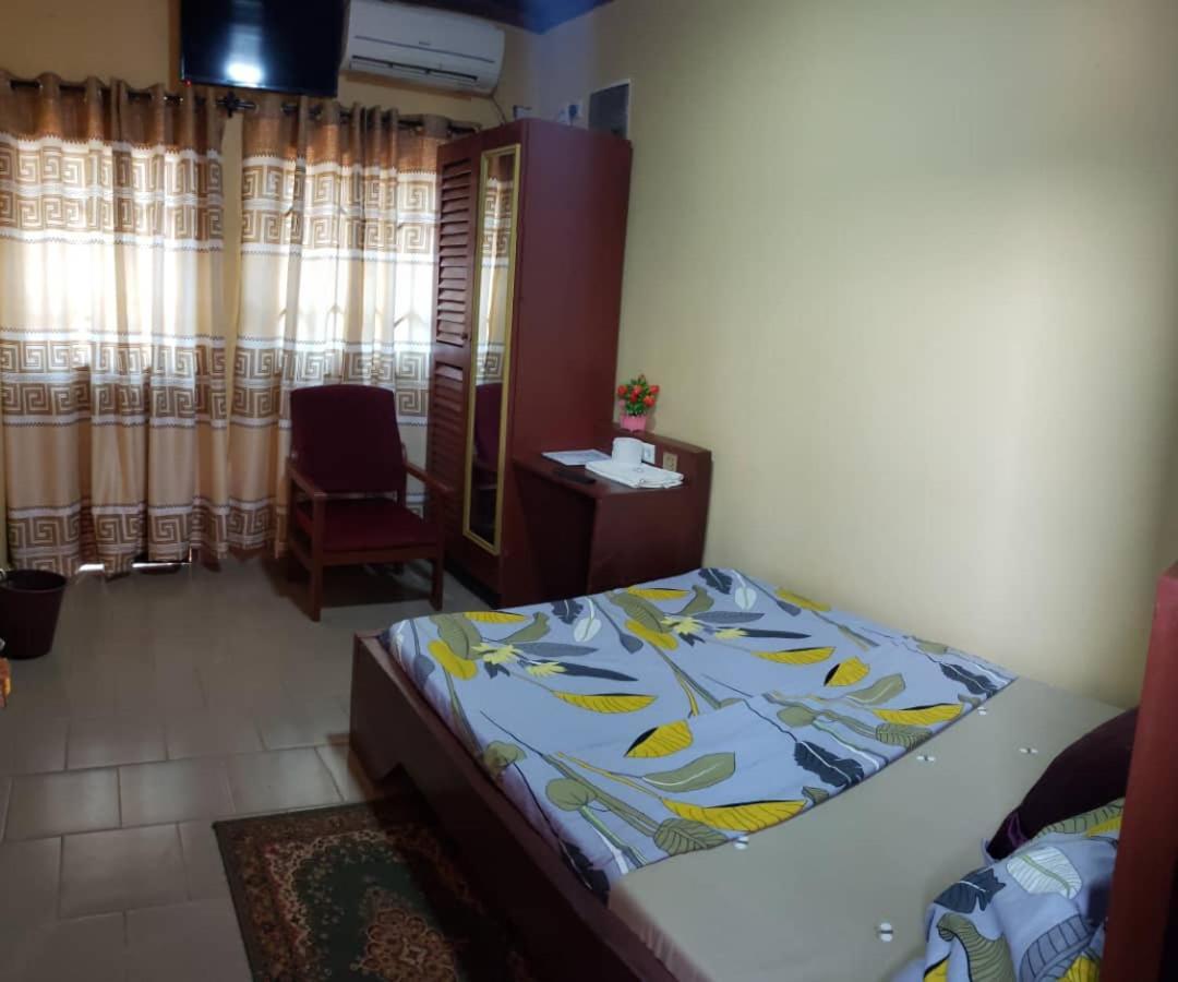 Britannia Hôtel Cmr Yaoundé Extérieur photo